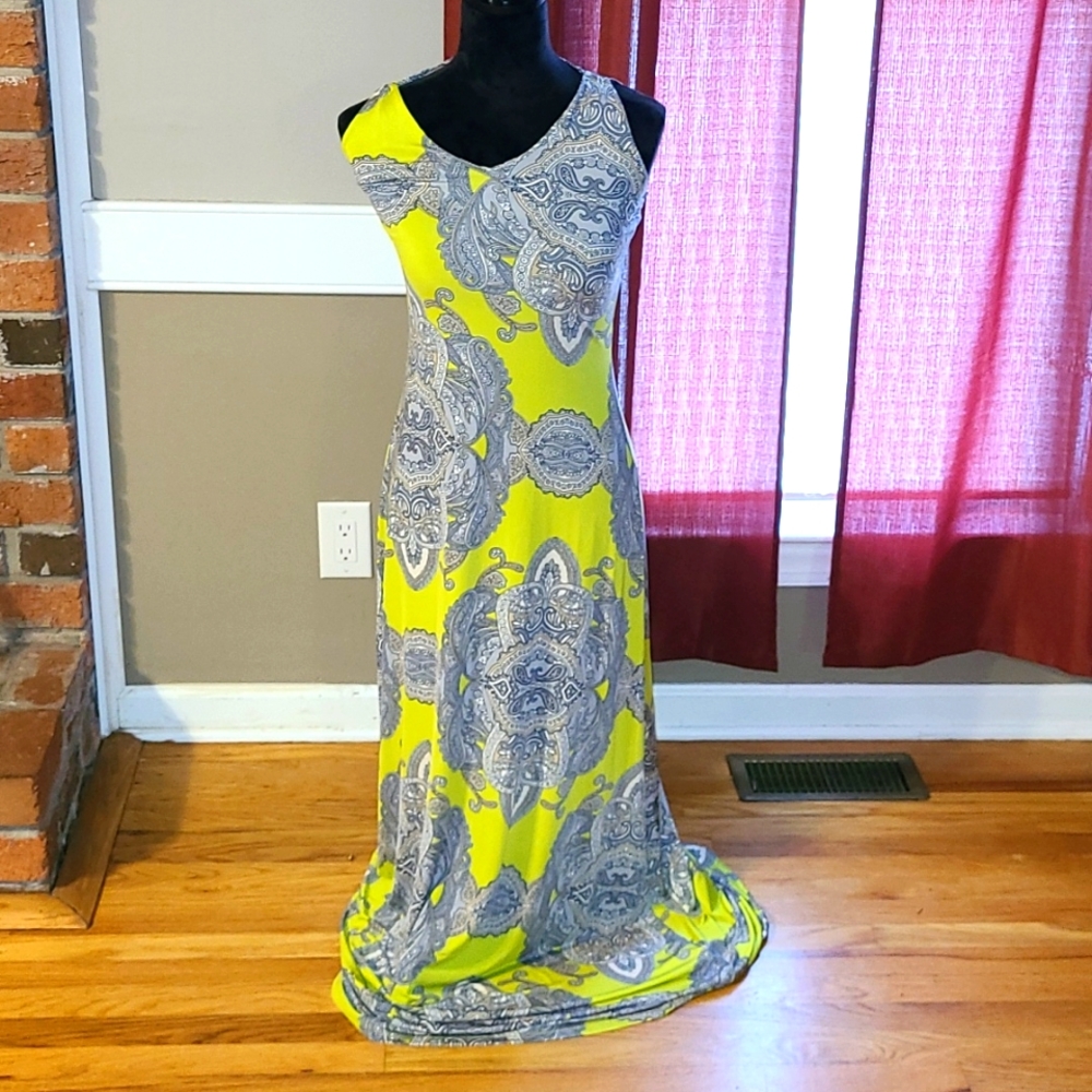 Veronica M dress